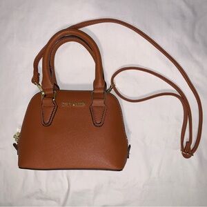 Steve Madden | Brown small crossbody bag